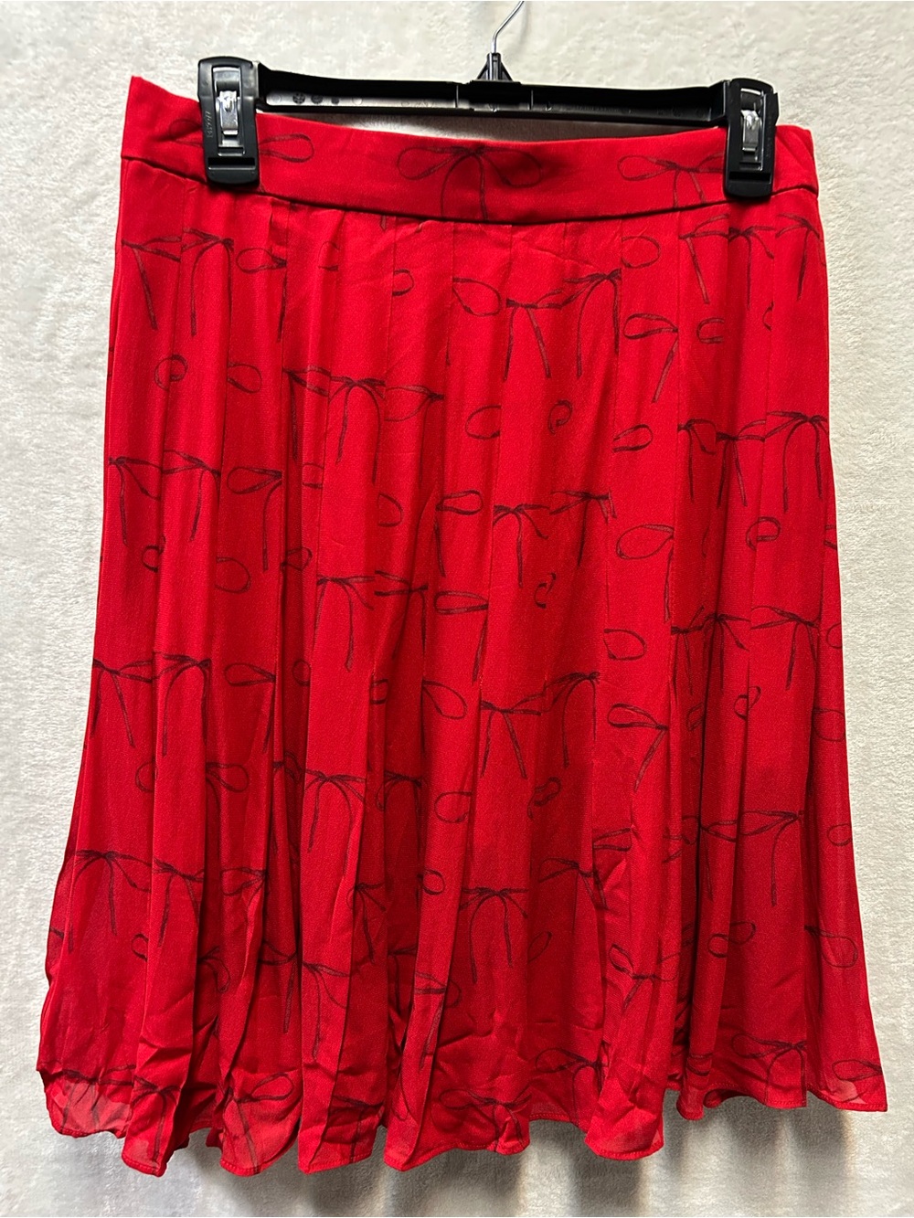 NWT J. Crew Adorable Red Circle Skirt with Black Bow Print.